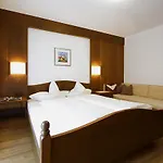Haus Simone 아파트 솔덴
